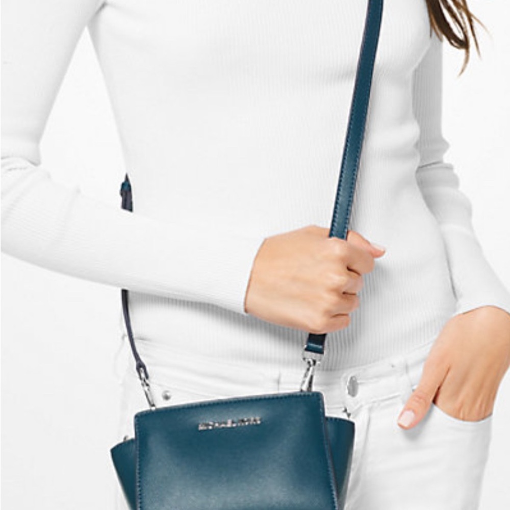 Michael Kors Blue Crossbody Bag - Picture 2 of 6